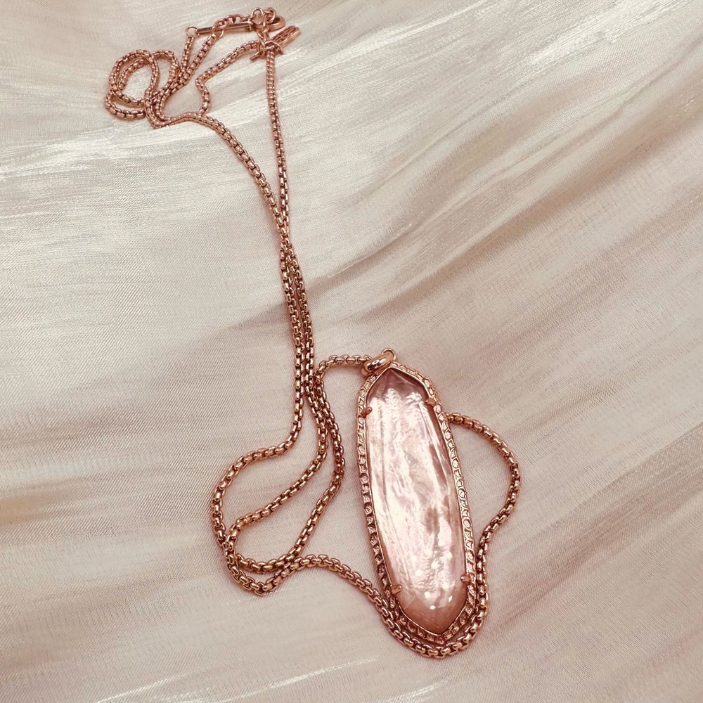 Kendra Scott Layden Rose Gold & Peach Illusion Necklace